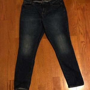 Old Navy Curvy Skinny dark wash jeans size 14